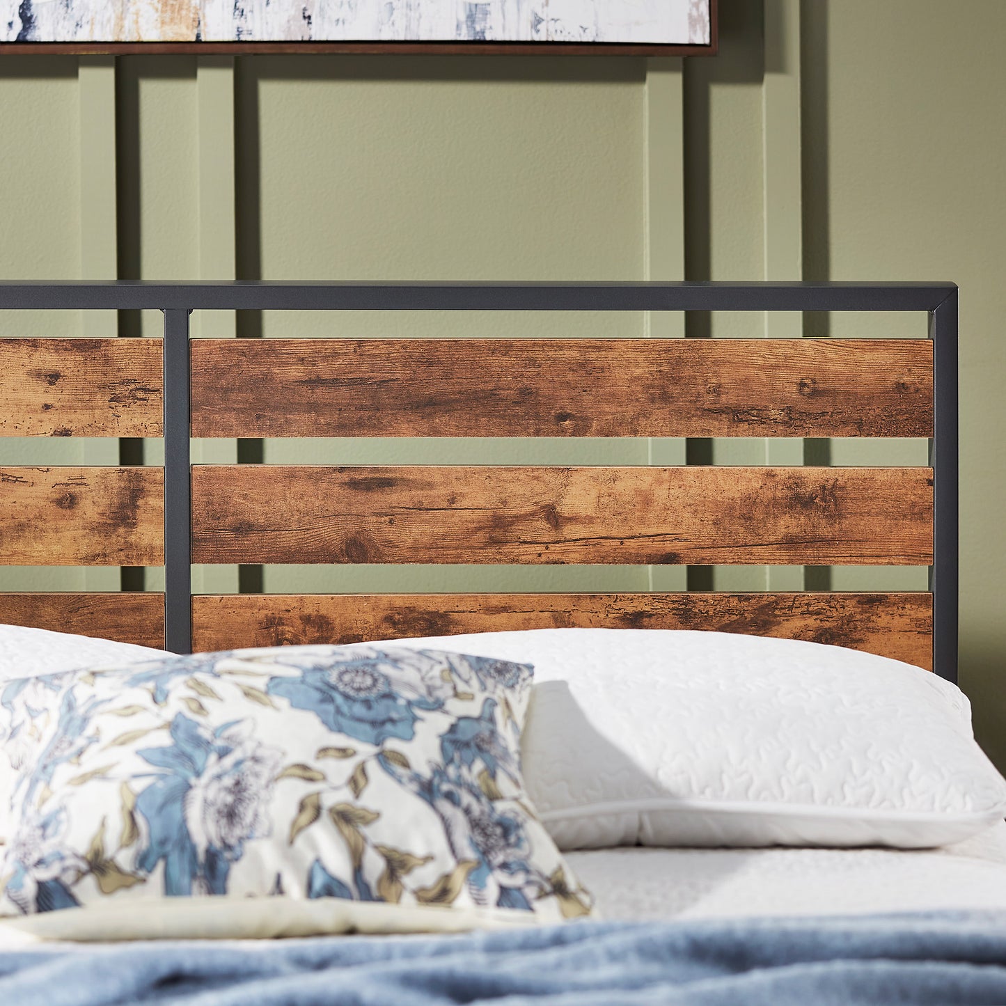 Low Profile Metal Platform Bed with Wood Finish Panels - Gray, Queen (Queen Size)